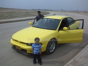 Mitsubishi Galant - 2001