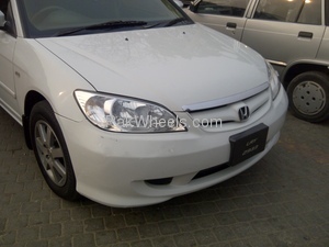 Slide_honda-civic-2004-765978