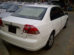 Slide_honda-civic-2004-765997