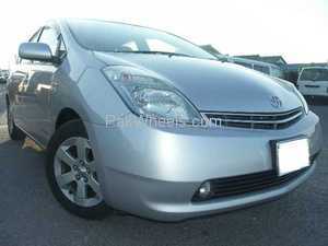 /2011/carads/toyota-prius--792094.jpg