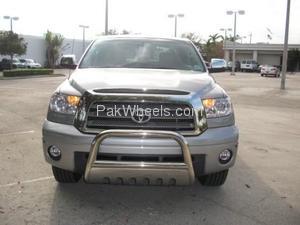 /2011/carads/toyota-tundra--824318.jpg