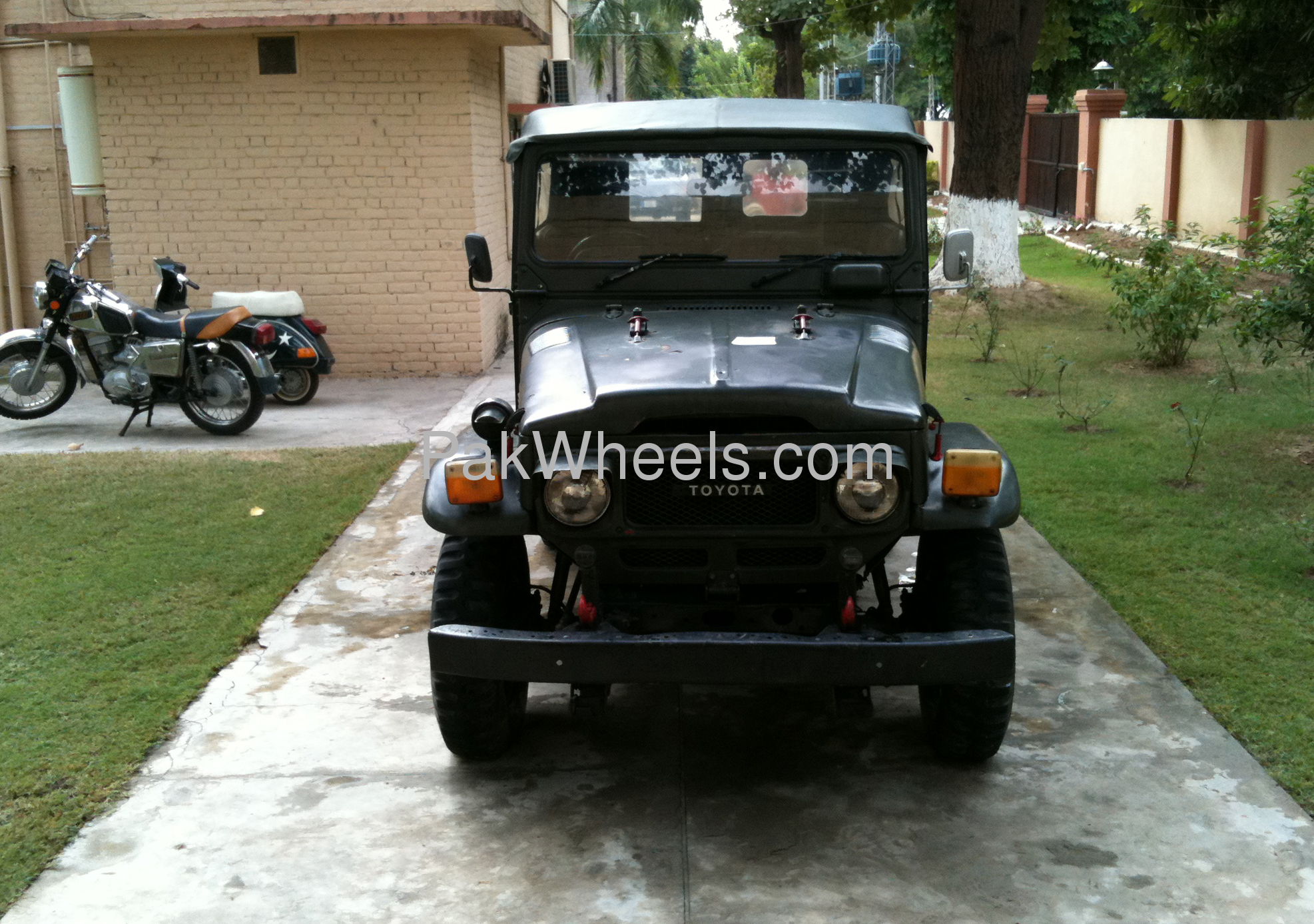Toyota Land Cruiser 1984 of Fouad - 43335