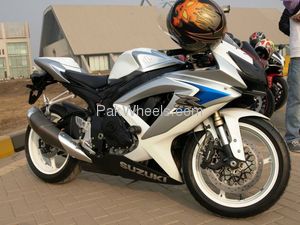 /2012/bikeads/suzuki-gsx-r600-2008-848725.jpg