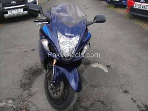 /2012/bikeads/suzuki-hayabusa-2011-860441.jpg