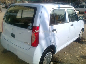 Slide_suzuki-alto-2006-892729