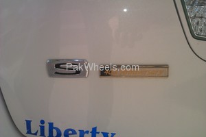 /2012/carads/toyota-fielder-2006-883343.jpg