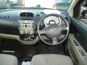 Slide_toyota-passo-2008-902216