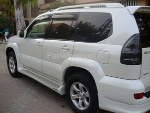 Slide_toyota-prado-2003-933338