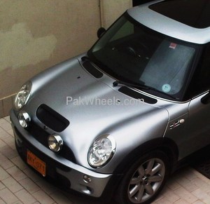 mini-cooper-2002-948883.jpg