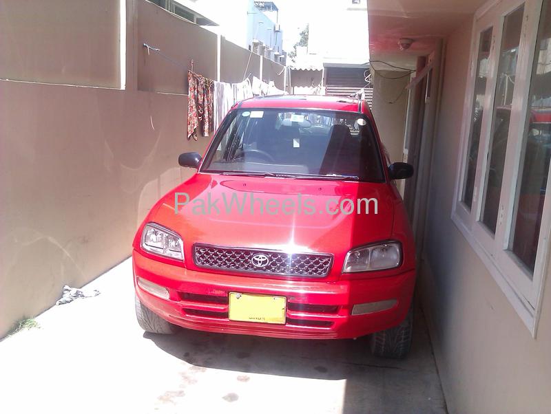 Toyota RAV4 1996 of omarmansoor - 67506