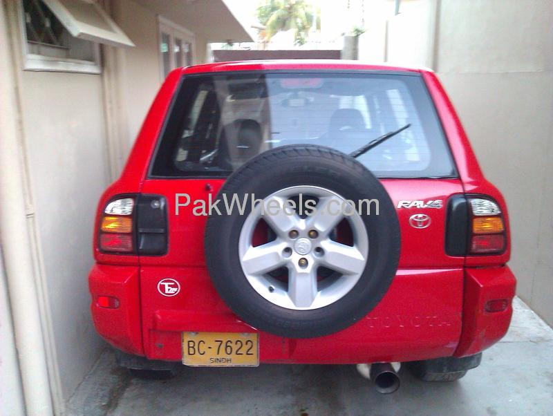Toyota RAV4 1996 of omarmansoor - 67507