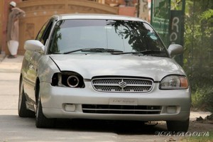 Suzuki Baleno - 2004