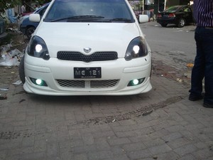 Toyota Vitz - 2004